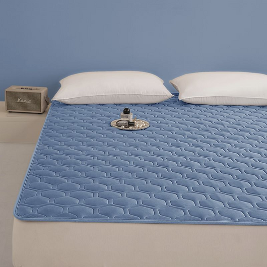 BowLift | Dog Cooling Mat with Self-Cooling Feature for Indoor and Outdoor Use 5