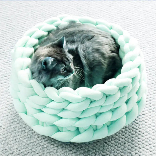 Cat Basket Bed with Hand-Woven Eco-Friendly Materials | for Cozy Indoor Relaxation 2