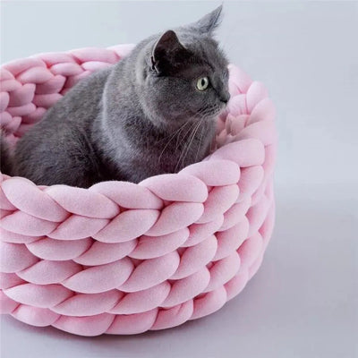Cat Basket Bed with Hand-Woven Eco-Friendly Materials | for Cozy Indoor Relaxation 3
