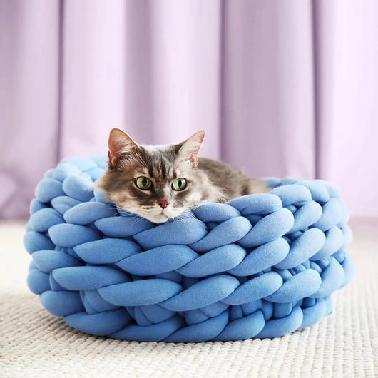 Cat Basket Bed with Hand-Woven Eco-Friendly Materials | for Cozy Indoor Relaxation 4