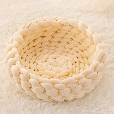 Cat Basket Bed with Hand-Woven Eco-Friendly Materials | for Cozy Indoor Relaxation 8