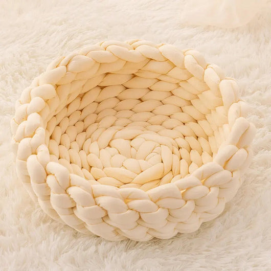 Cat Basket Bed with Hand-Woven Eco-Friendly Materials | for Cozy Indoor Relaxation 8