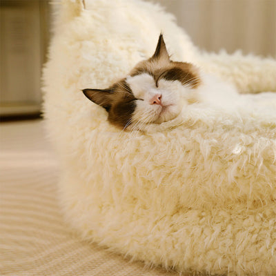 CozyPaw | Alpaca Shaped Pet Bed with Ultra-Soft Fiber Fill for Cats and Small Dogs 1