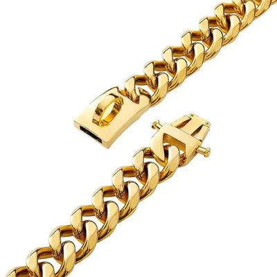 Dog Collar with Gold Chain | Elegant Design for All Dog Sizes 3