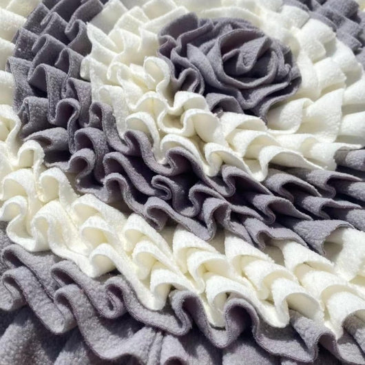 Dog Snuffle Mat with Durable Synthetic Fiber for Healthy Eating - Engaging Feeding Solution for All Dog Sizes 4