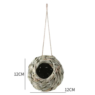 Hummingbird House with Natural Reed Grass for Outdoor Use - Secure Hanging Nest for Gardens and Balconies